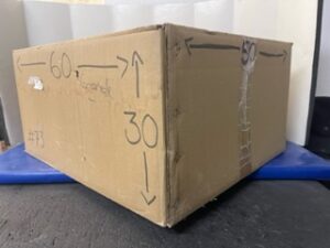 Caja-cartón-reutilizada