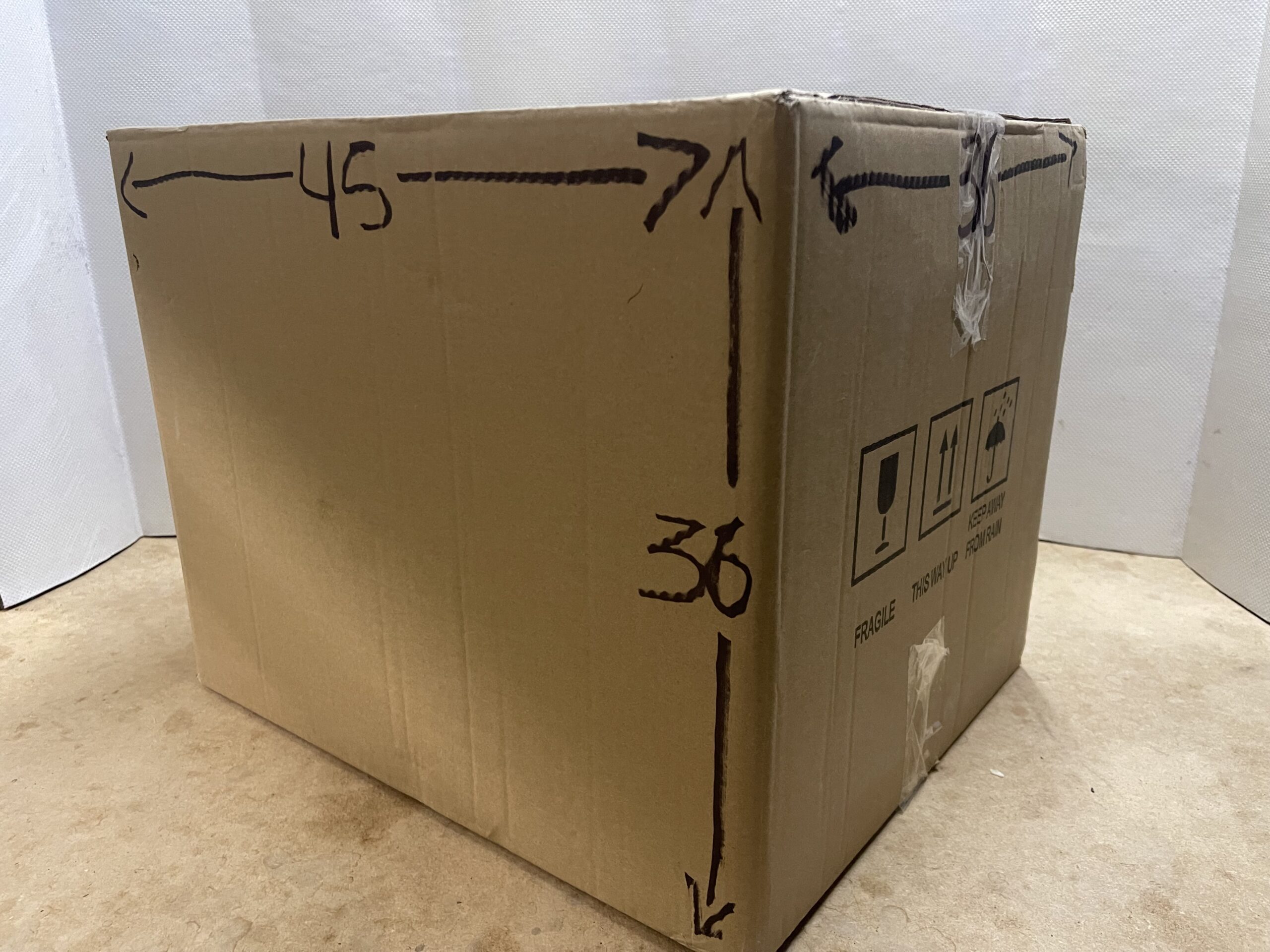 Caja Cartón Reutilizada