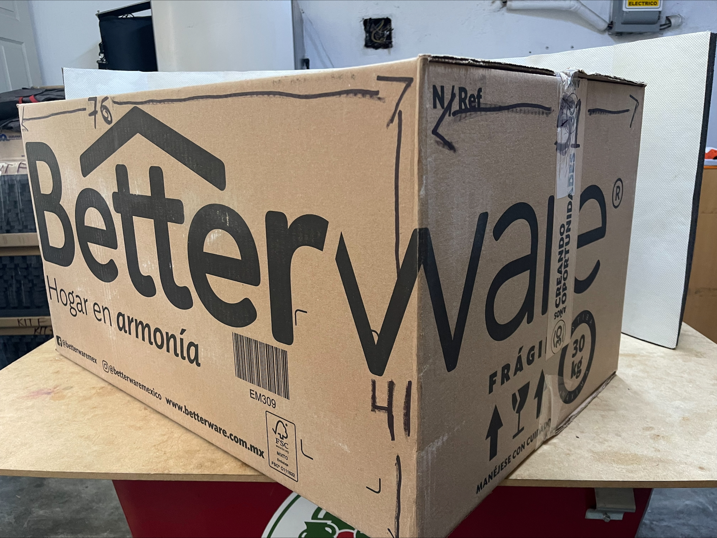 Caja Cartón Reutilizada