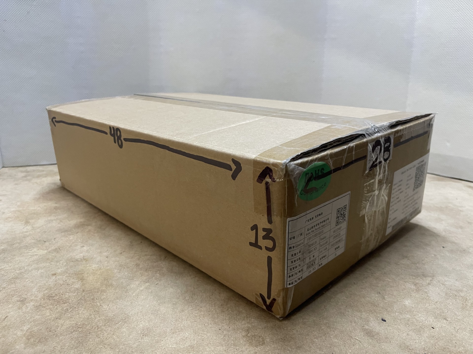 Caja De Cartón Reutilizada