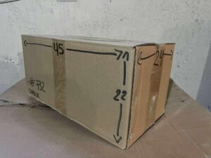 Caja De Cartón Reutilizada