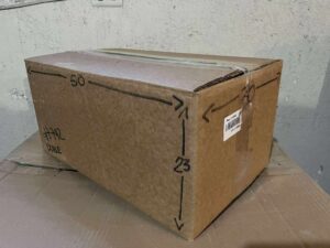 Caja De Cartón Reutilizada