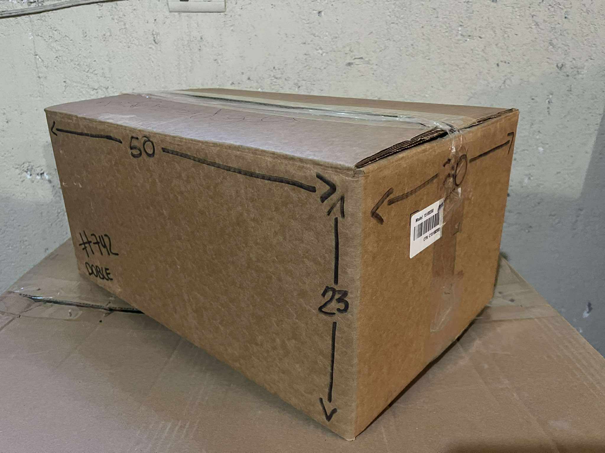 Caja De Cartón Reutilizada