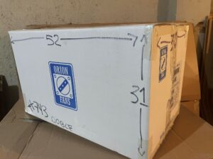 Caja De Cartón Reutilizada