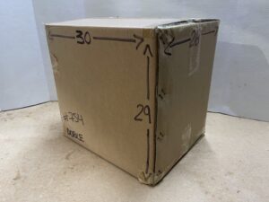 Caja De Cartón Reutilizada