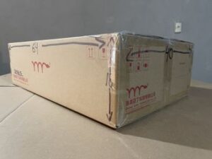 Caja De Cartón Reutilizada