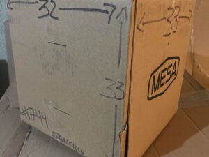 Caja De Cartón Reutilizada