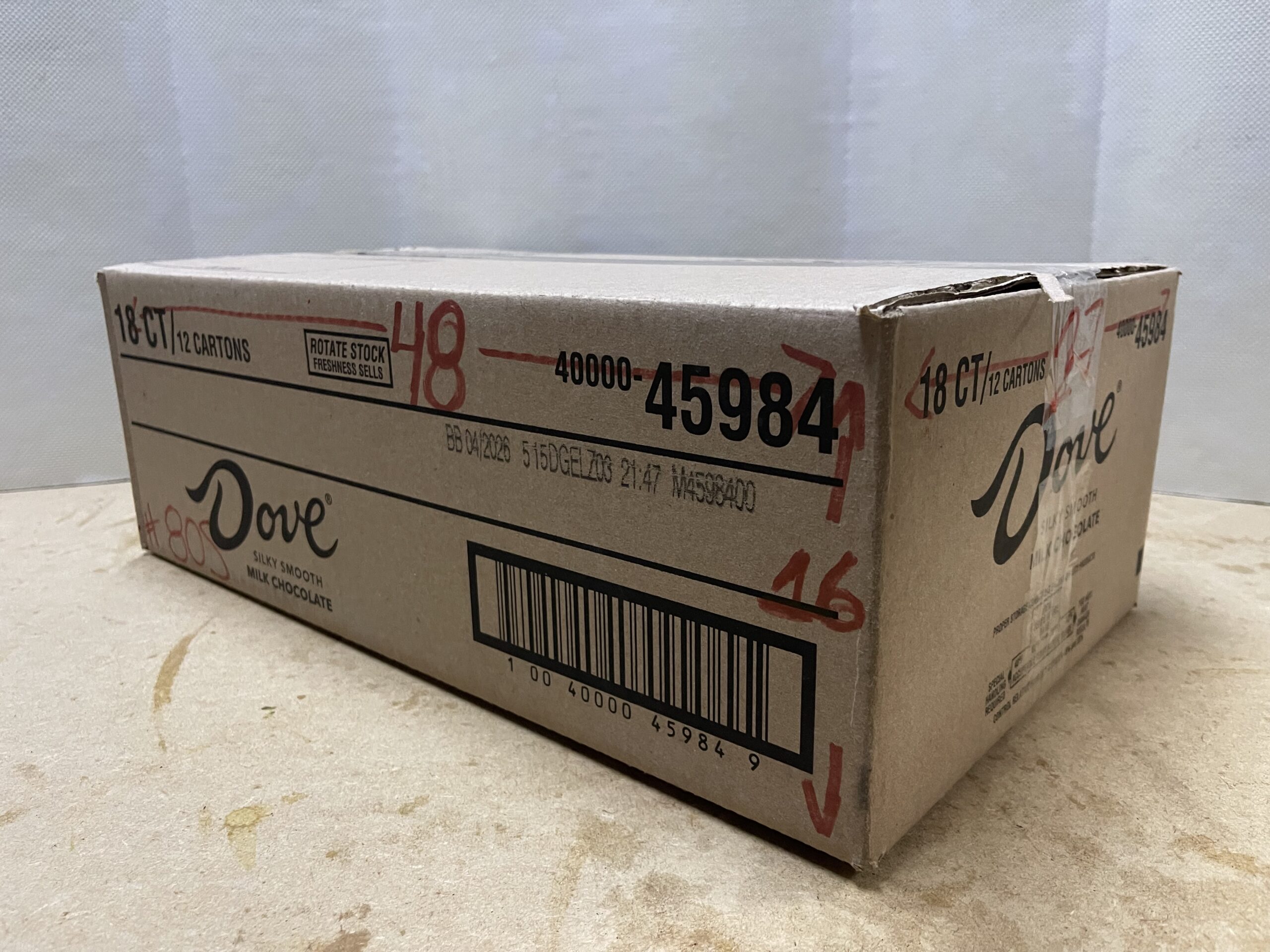 Caja De Cartón Reutilizada