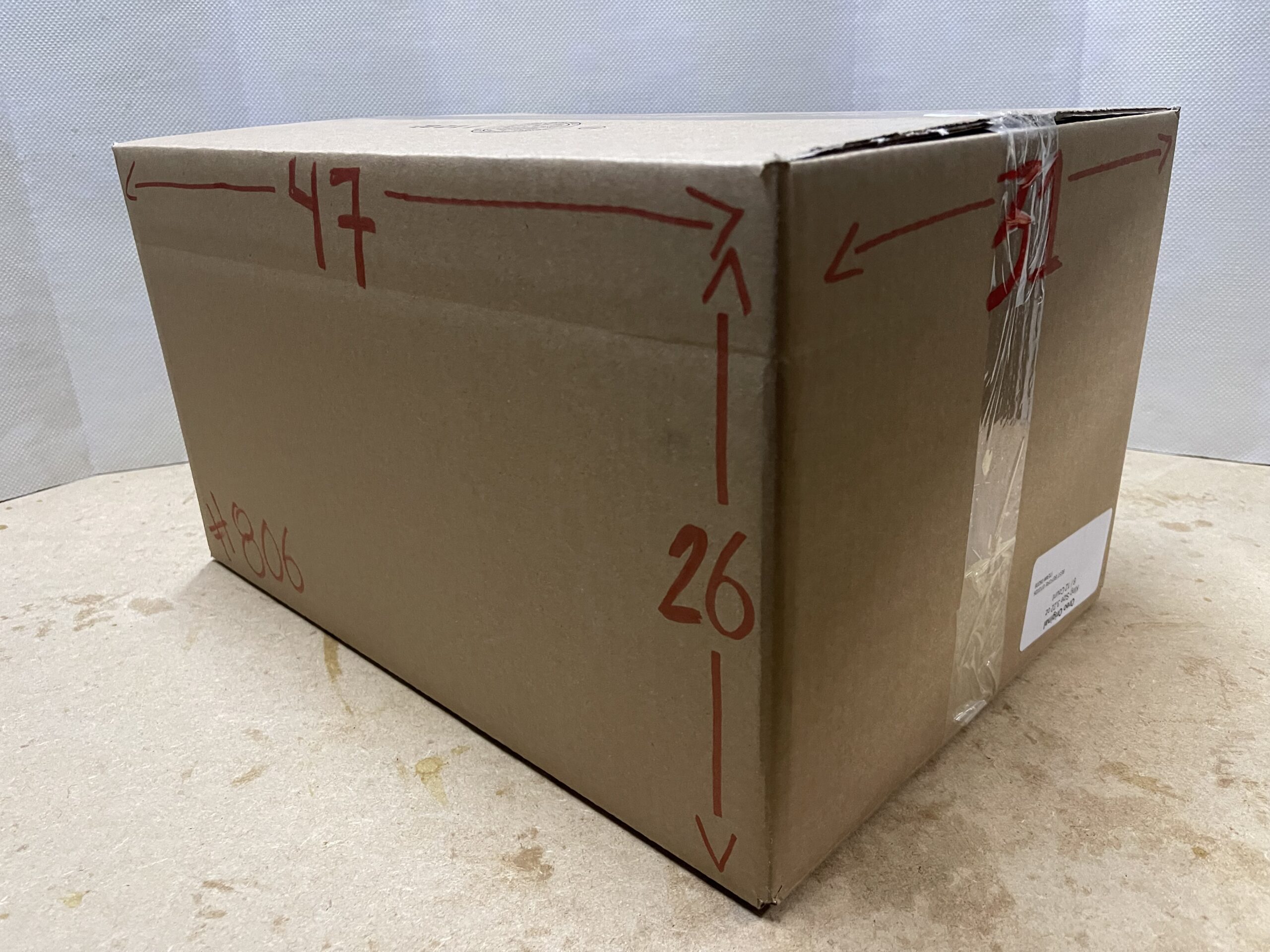 Caja De Cartón Reutilizada