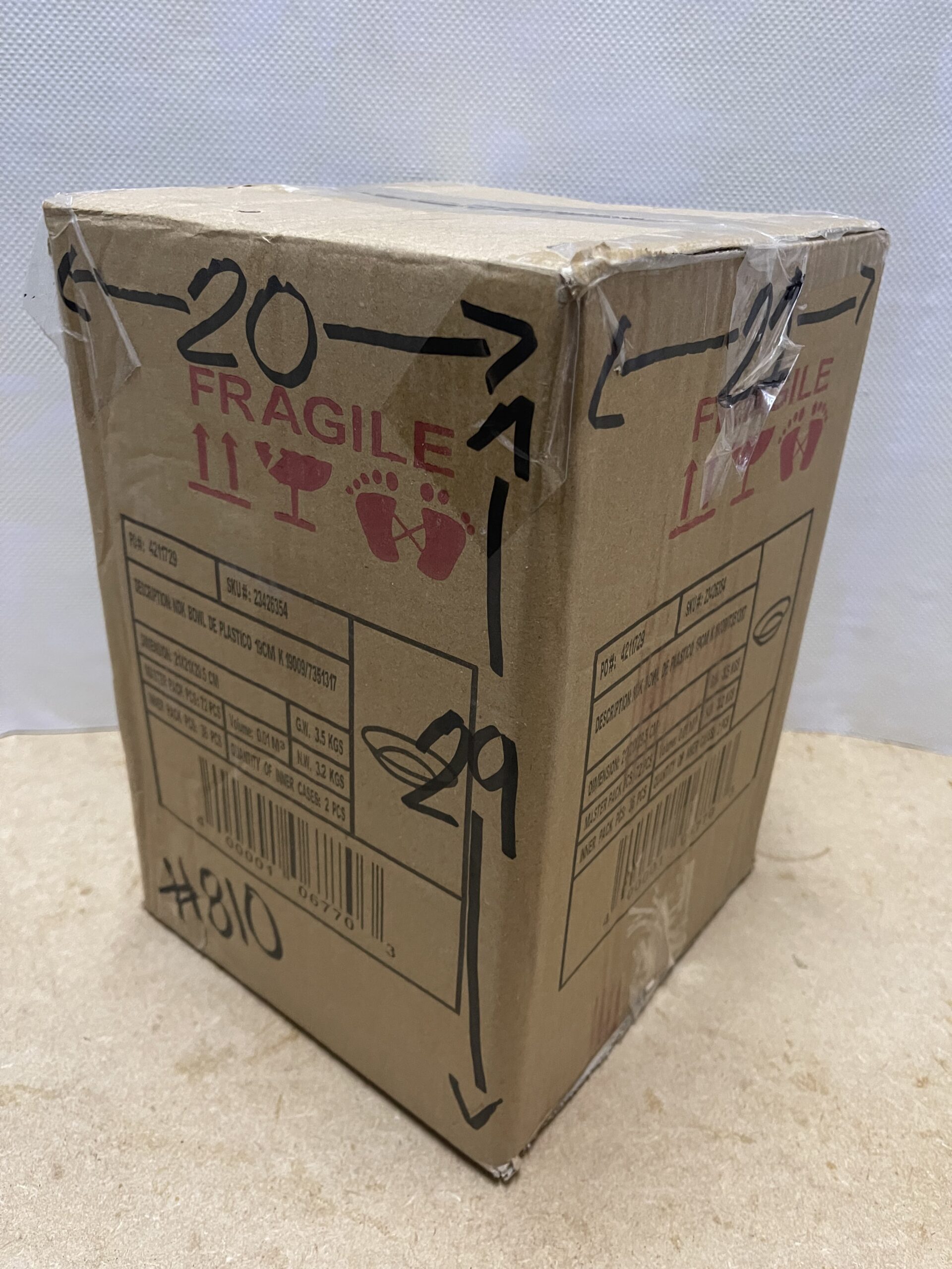 Caja De Cartón Reutilizada