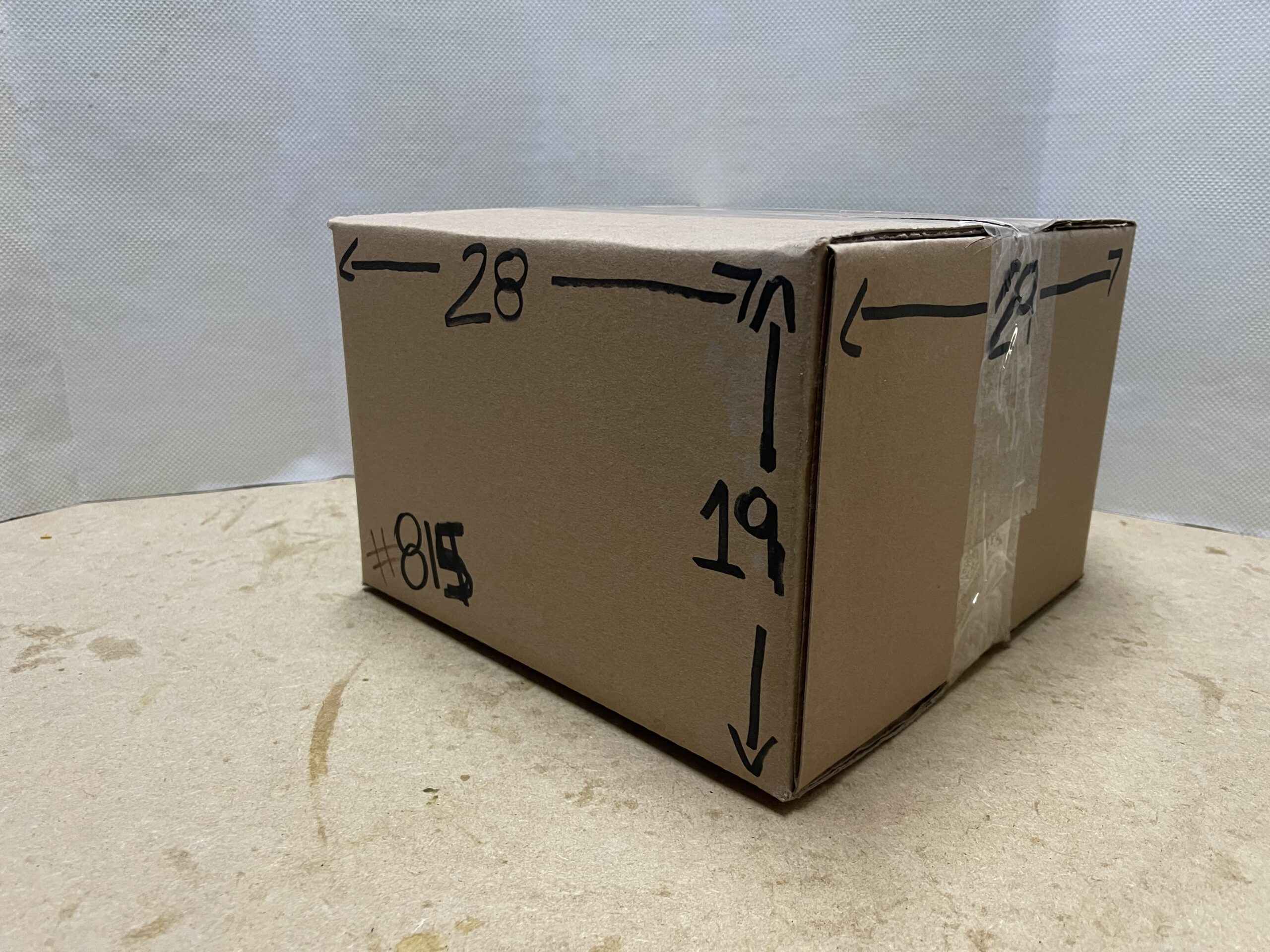 Caja De Cartón Reutilizada