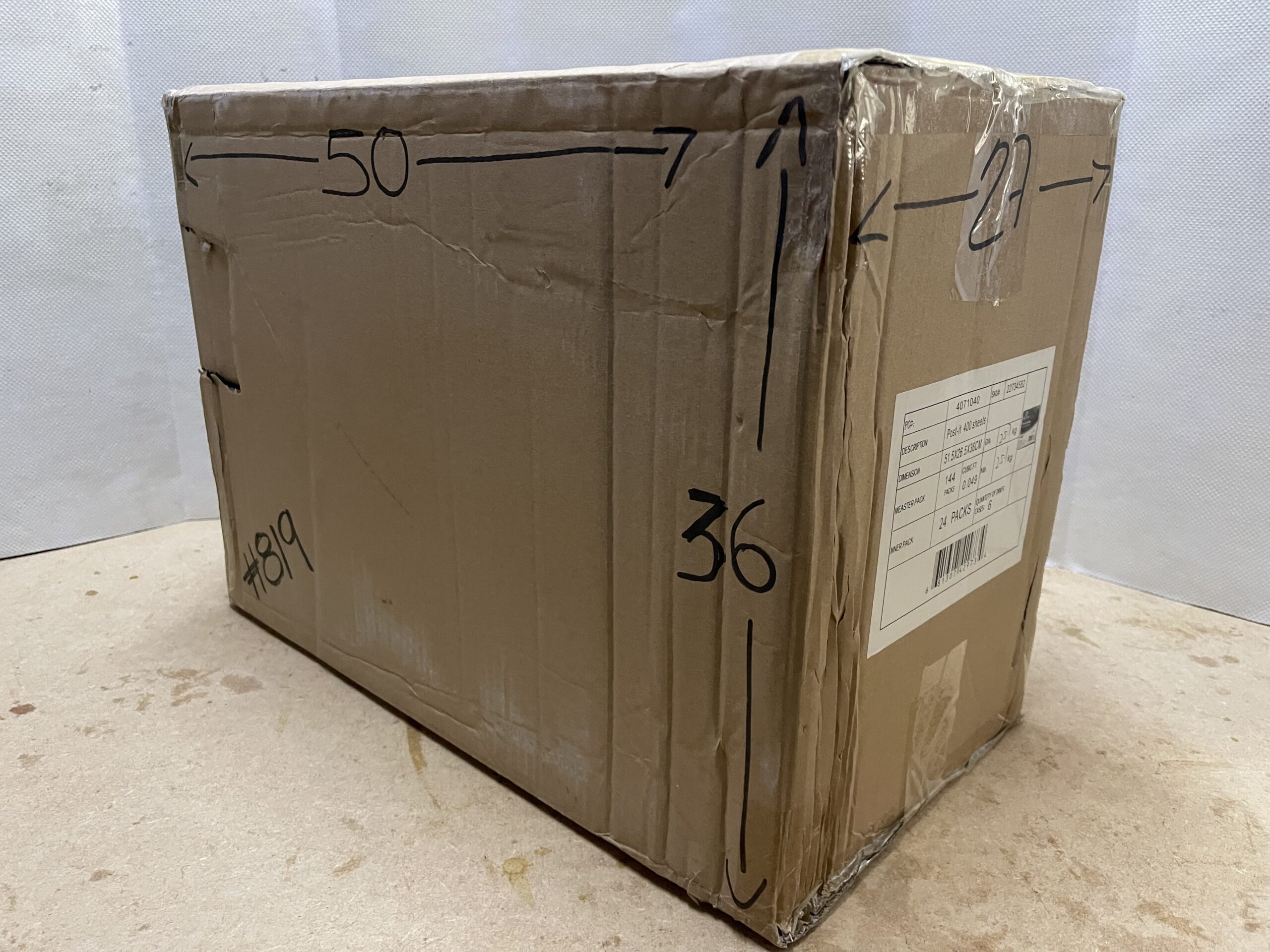 Caja De Cartón Reutilizada