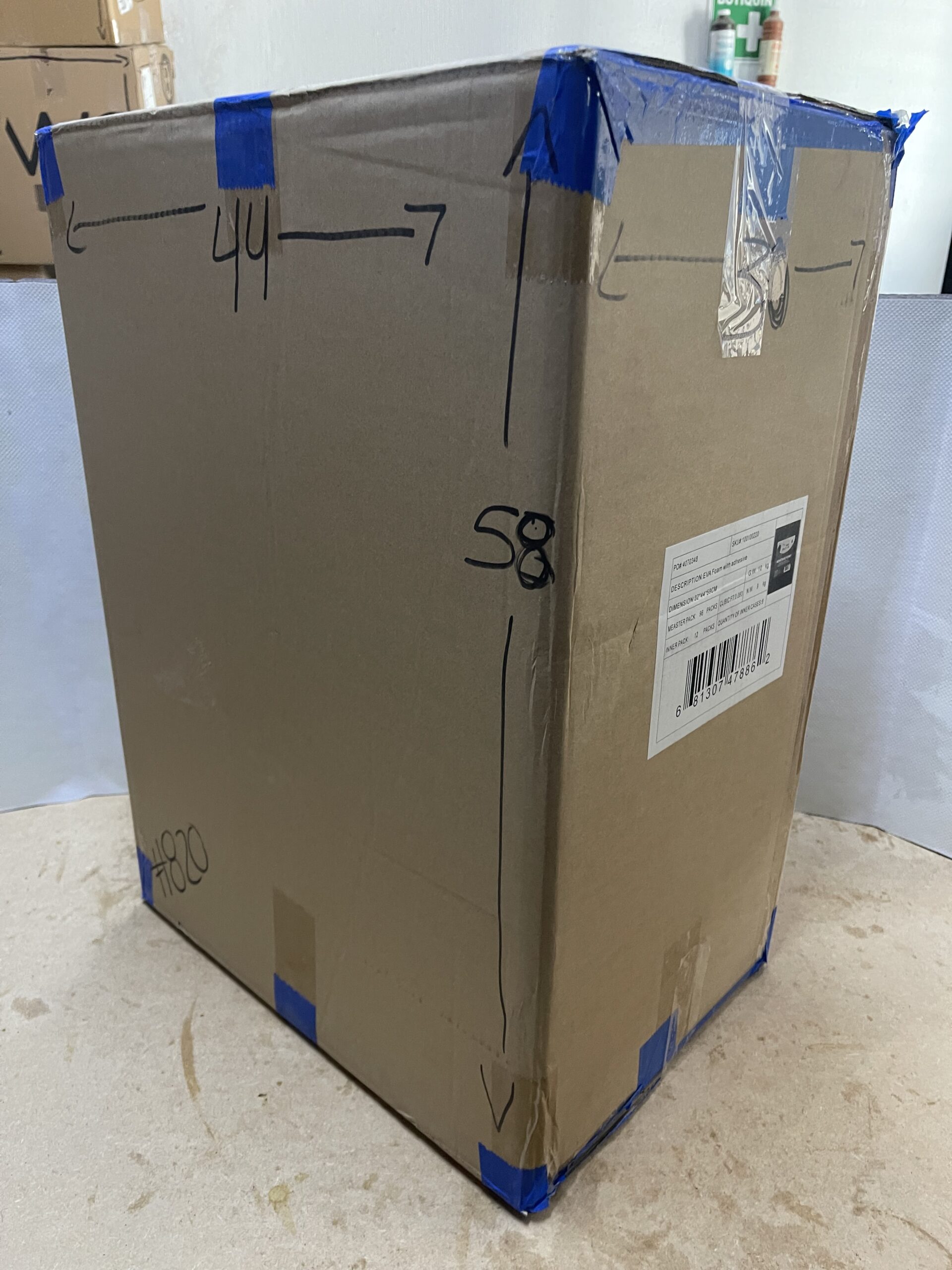 Caja De Cartón Reutilizada