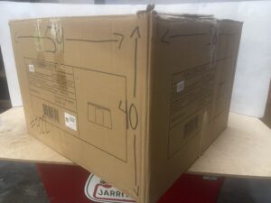 Caja De Cartón Reutilizada