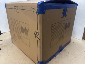 Caja De Cartón Reutilizada