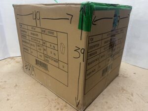 Caja De Cartón Reutilizada