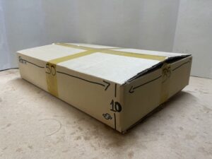 Caja De Cartón Reutilizada